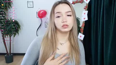 hello Im Eva online show from 11, 2, 2025