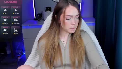 hello Im Eva online show from 15, 11, 2025