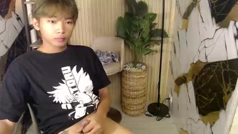 hottestloues online show from 20, 5, 2026