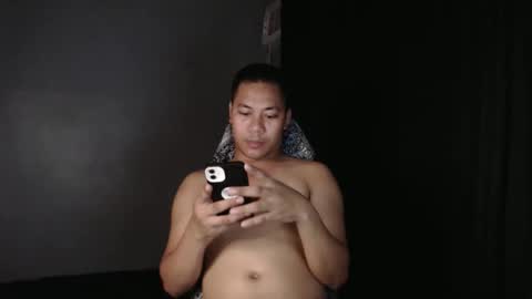 hottie_kyle69 online show from 22, 4, 2026