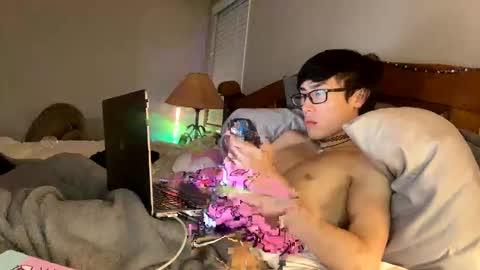 hottiewithabody101 online show from 12, 6, 2026