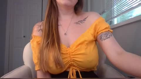 hotwifelili online show from 7, 6, 2026