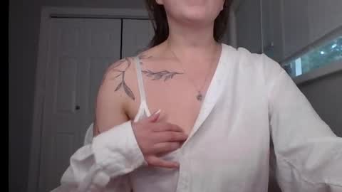 hotwifelili online show from 7, 7, 2026