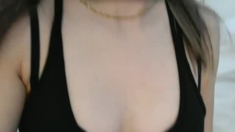 Hotwixx online show from 10, 4, 2026