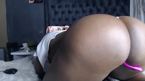 hotypussy95 online show from 13, 11, 2025