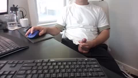 Snapshot of hoverday chatting on 15, 9, 2025 hoverday online show from 15, 9, 2025