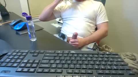 Snapshot of hoverday chatting on 15, 4, 2026 hoverday online show from 15, 4, 2026