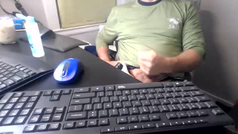 Snapshot of hoverday chatting on 9, 7, 2026 hoverday online show from 9, 7, 2026