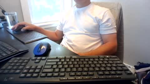 Snapshot of hoverday chatting on 28, 7, 2026 hoverday online show from 28, 7, 2026