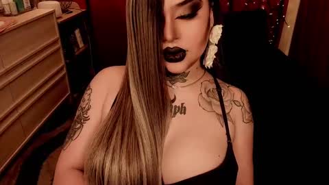 Snapshot of hubadera chatting on 5, 1, 2025 hubadera online show from 5, 1, 2025