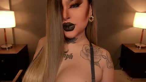 Snapshot of hubadera chatting on 24, 10, 2025 hubadera online show from 24, 10, 2025