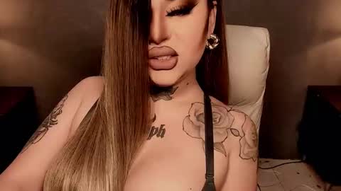 Snapshot of hubadera chatting on 25, 11, 2025 hubadera online show from 25, 11, 2025