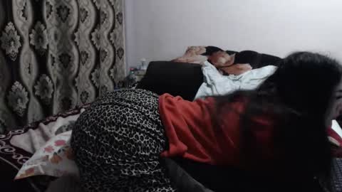 hugeassdevil online show from 27, 4, 2026