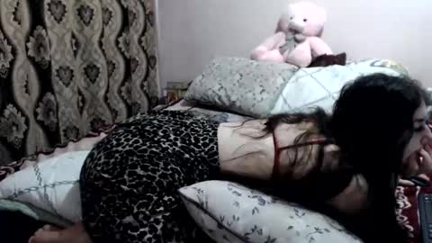 Snapshot of hugeassdevil chatting on 27, 5, 2026 hugeassdevil online show from 27, 5, 2026