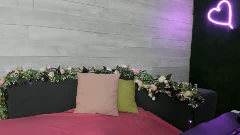 Erin online show from 17, 12, 2024