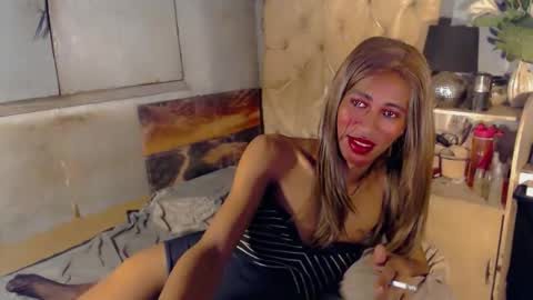 hugecock_caramel online show from 10, 6, 2026