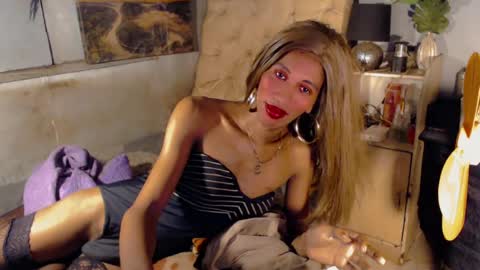 hugecock_caramel online show from 13, 7, 2026