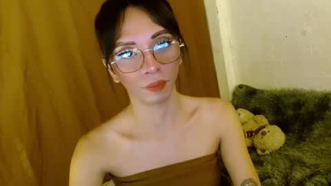 Snapshot of hugecock_caraxx chatting on 4, 1, 2025 Cara online show from 4, 1, 2025