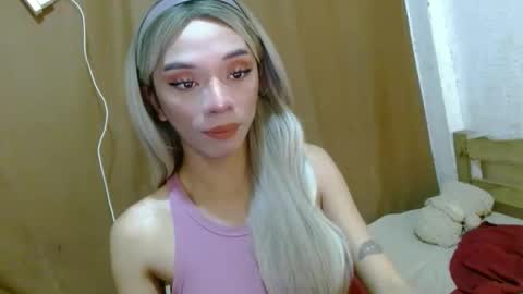 Snapshot of hugecock_caraxx chatting on 26, 10, 2025 Cara online show from 26, 10, 2025