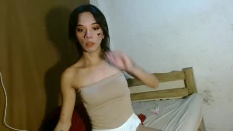 Snapshot of hugecock_caraxx chatting on 1, 11, 2025 Cara online show from 1, 11, 2025