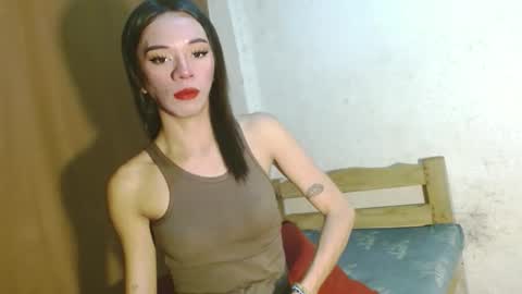 Snapshot of hugecock_caraxx chatting on 27, 11, 2025 Cara online show from 27, 11, 2025