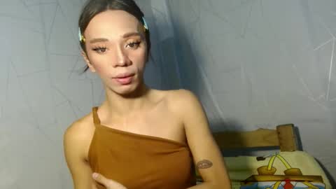 Snapshot of hugecock_caraxx chatting on 24, 5, 2026 Cara online show from 24, 5, 2026