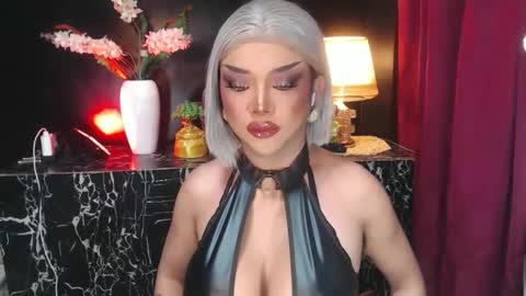 Christine online show from 4, 6, 2026
