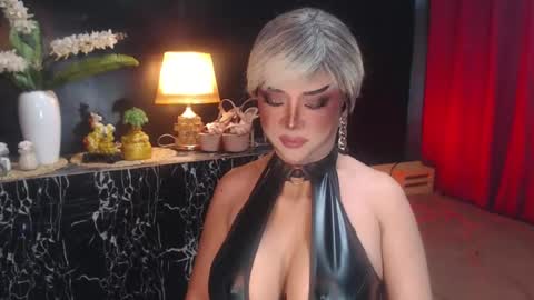 Christine online show from 10, 7, 2026