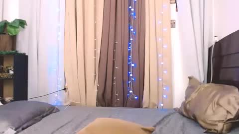 Snapshot of hugecockvictoriax chatting on 18, 5, 2026 AMANDA online show from 18, 5, 2026