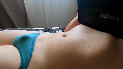 HugeCumshots online show from 29, 9, 2025