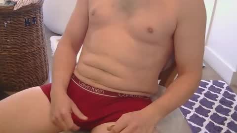 hugejass25 online show from 22, 2, 2026