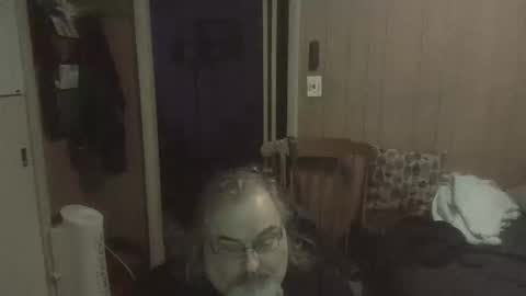 lonely huggy bear online show from 16, 1, 2026