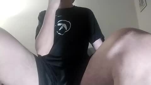 Snapshot of hugo_hug chatting on 21, 12, 2025 David online show from 21, 12, 2025