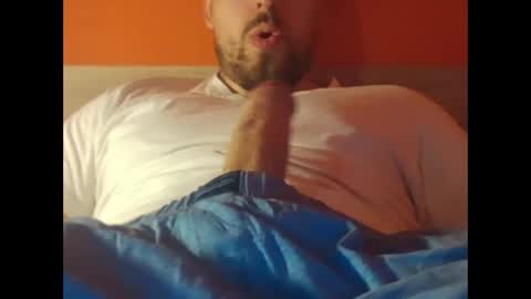 Snapshot of hugothewood1001 chatting on 1, 12, 2024 hugothewood1001 online show from 1, 12, 2024