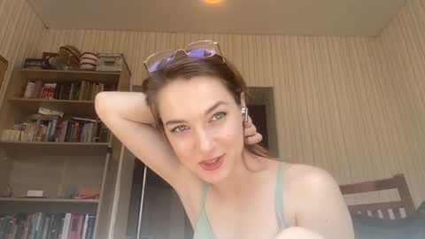 Snapshot of huirhinehart chatting on 13, 7, 2026 Lei online show from 13, 7, 2026