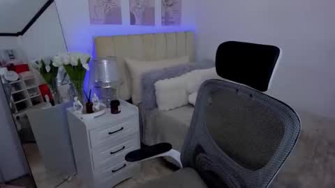 Humphrey Lopez online show from 28, 4, 2026