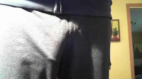 Big uncut cock dripping online show from 4, 1, 2025