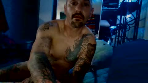 Snapshot of hungherowithoutacape chatting on 2, 7, 2026 hungherowithoutacape online show from 2, 7, 2026
