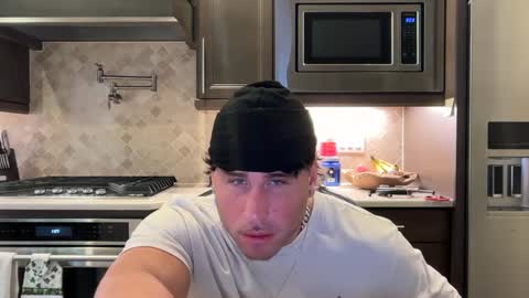 Snapshot of hungkingg22 chatting on 29, 9, 2025 hungkingg22 online show from 29, 9, 2025