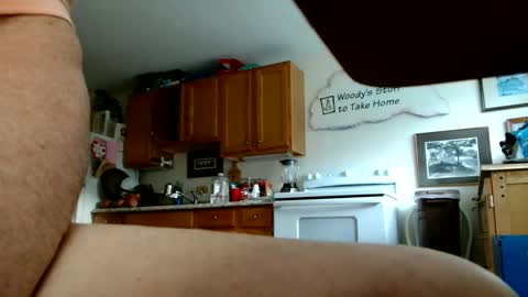 hunglikeahorse063790 online show from 14, 4, 2026