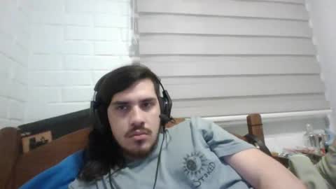 Snapshot of hungweeb chatting on 15, 1, 2025 Rod online show from 15, 1, 2025