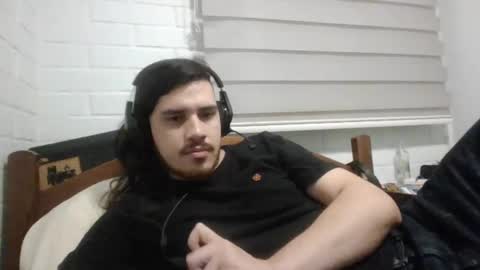 Snapshot of hungweeb chatting on 20, 1, 2025 Rod online show from 20, 1, 2025