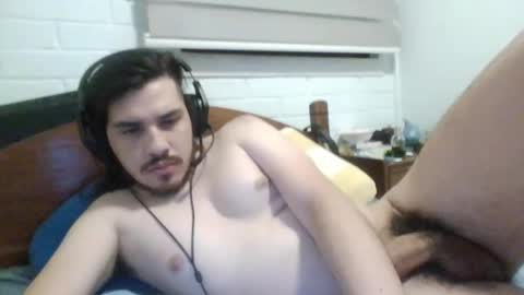 Snapshot of hungweeb chatting on 25, 1, 2025 Rod online show from 25, 1, 2025