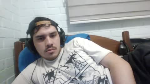 Snapshot of hungweeb chatting on 9, 2, 2025 Rod online show from 9, 2, 2025