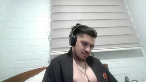 Snapshot of hungweeb chatting on 16, 1, 2026 Rod online show from 16, 1, 2026