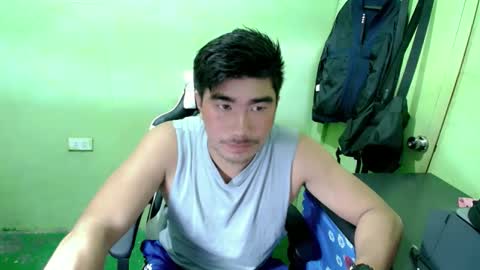 Snapshot of hunkfireman chatting on 15, 5, 2026 ADAM online show from 15, 5, 2026