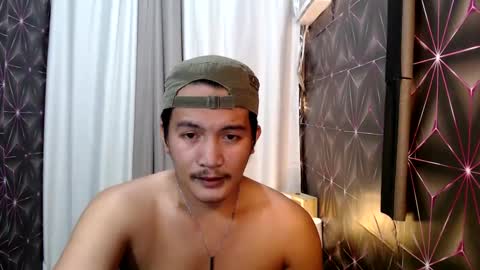 hunkylloyd online show from 13, 2, 2025