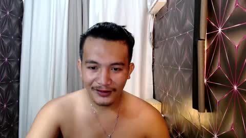 hunkylloyd online show from 23, 2, 2025