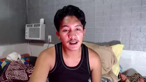 hunkylloyd online show from 7, 4, 2026