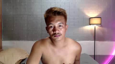 Snapshot of hunkylloyd chatting on 1, 6, 2026 hunkylloyd online show from 1, 6, 2026